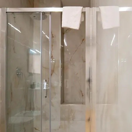 Relais San Demetrio - Modern & サレルノ