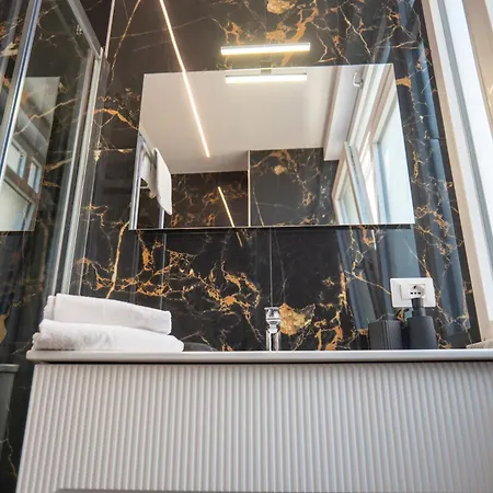 Relais San Demetrio - Modern & サレルノ