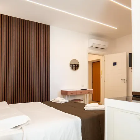 Relais San Demetrio - Modern & サレルノ